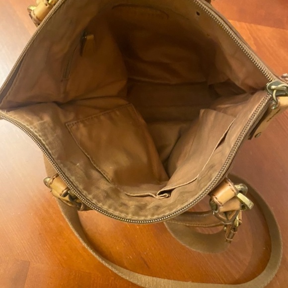 COPY - Fossil Crossbody Leather Bag - Picture 8 of 10